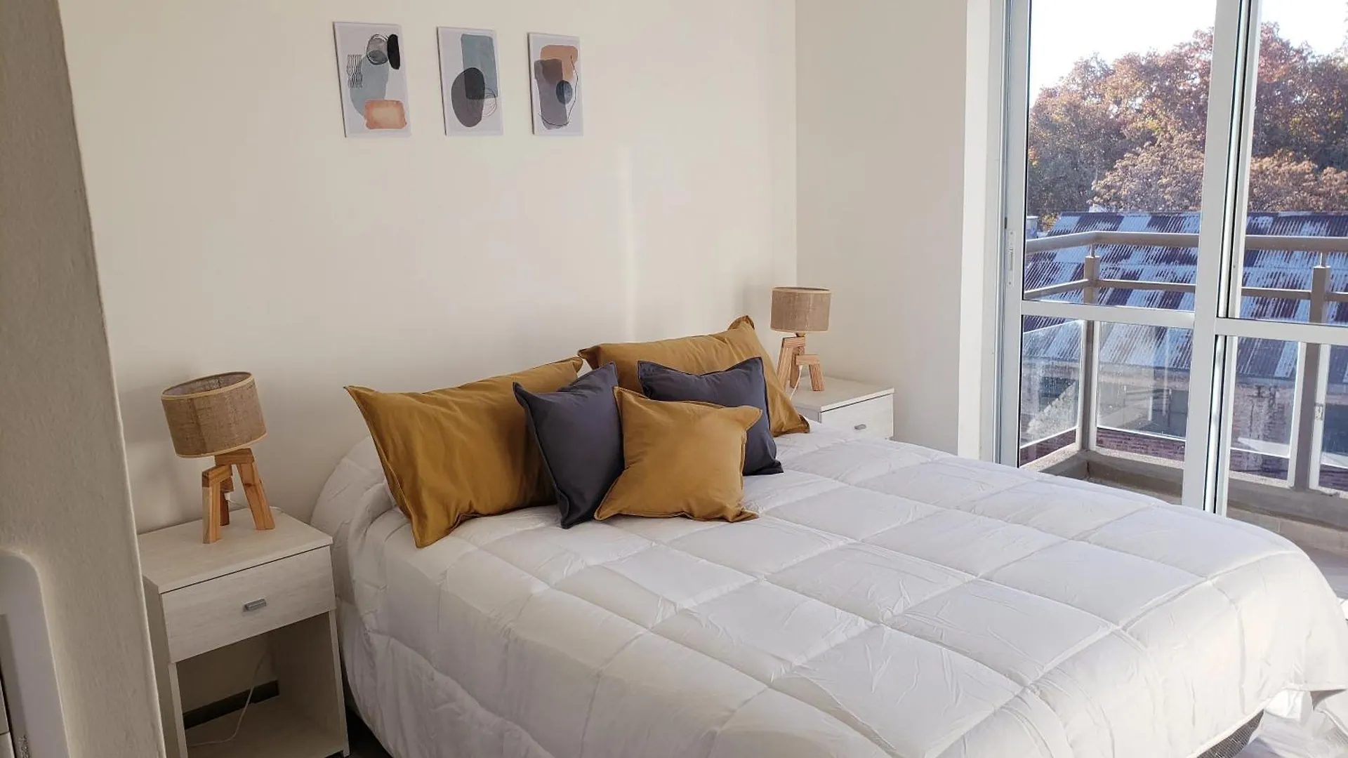 Excellent Apartment In A Quiet Corner Of The City Αργεντινή