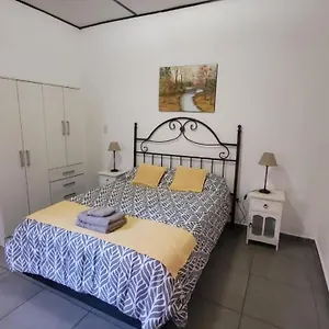 Apartamento Departamento Mis Nonos 4, Mendoza